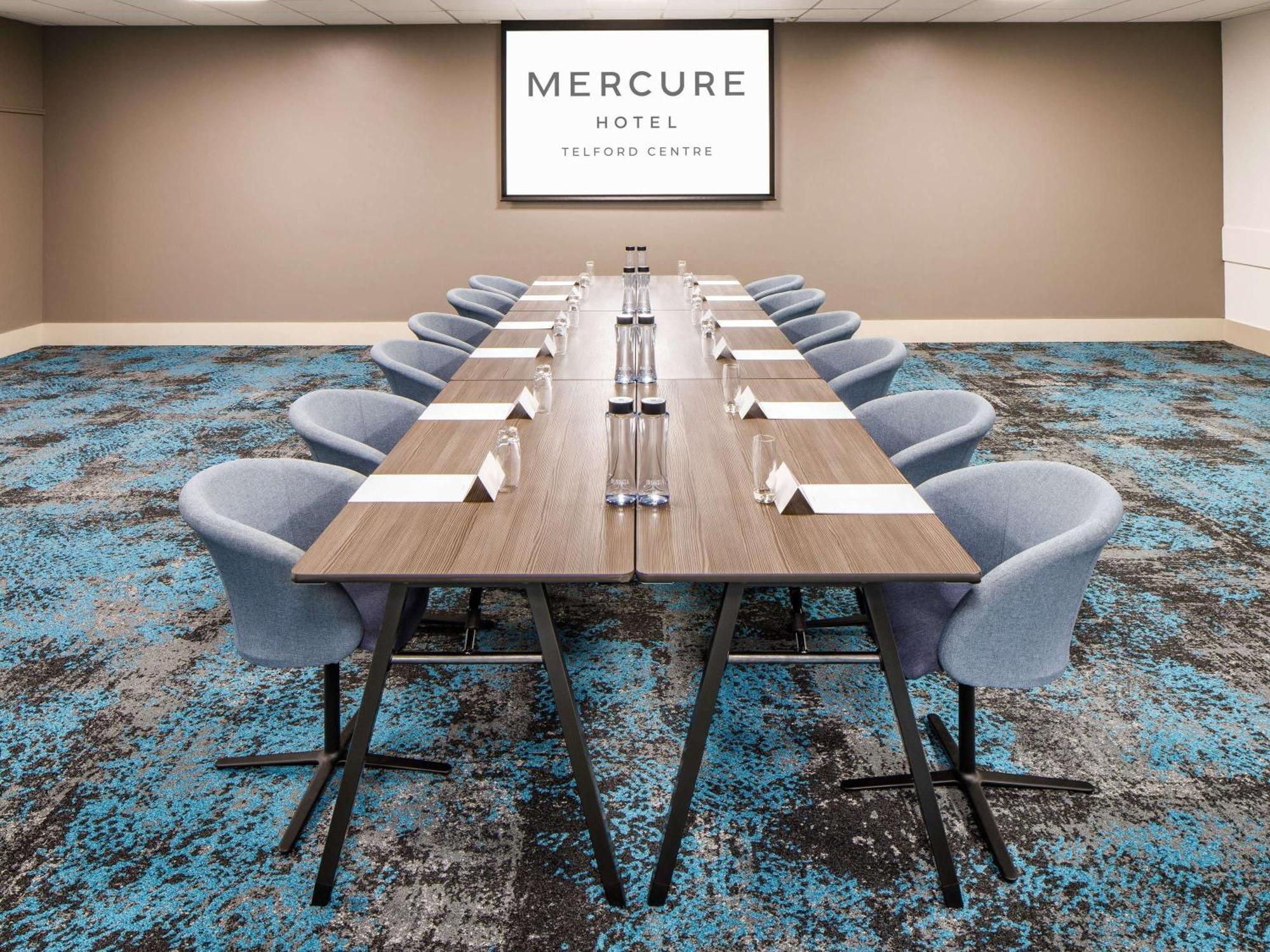 Mercure Telford Centre Hotel Екстер'єр фото